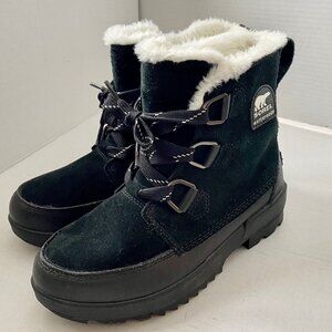 Sorel Tivoli IV Boots in Black. Size 7.5
